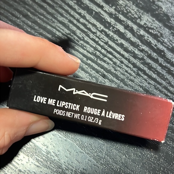 🌙♥️Mac Bated Breath Love Me Lipstick - Picture 6 of 8
